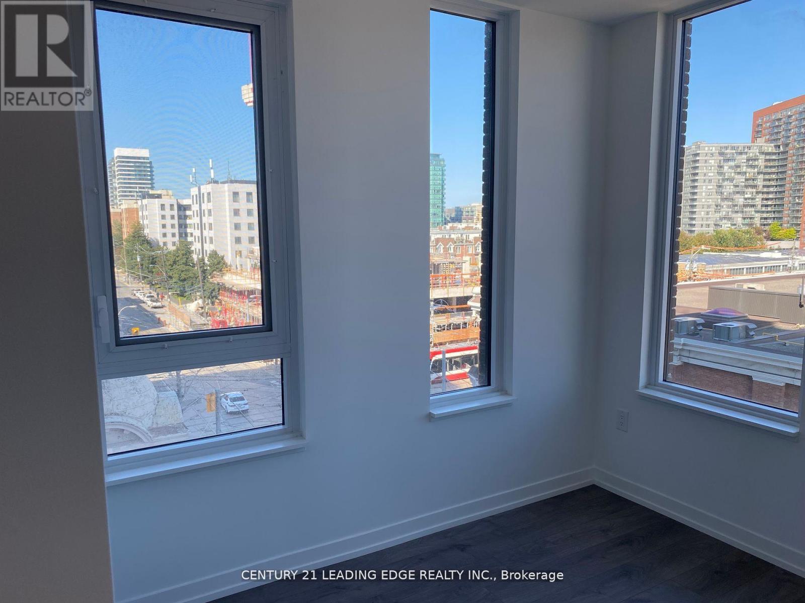 403 - 270 Dufferin Street, Toronto, Ontario  M6K 0H8 - Photo 17 - W12858120