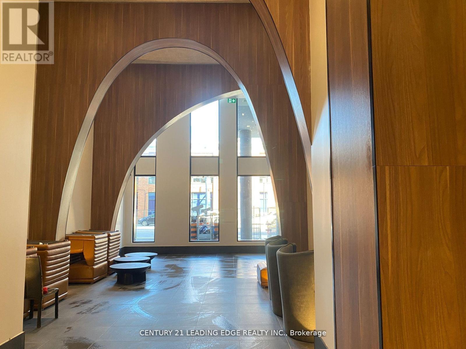 403 - 270 Dufferin Street, Toronto, Ontario  M6K 0H8 - Photo 2 - W12858120