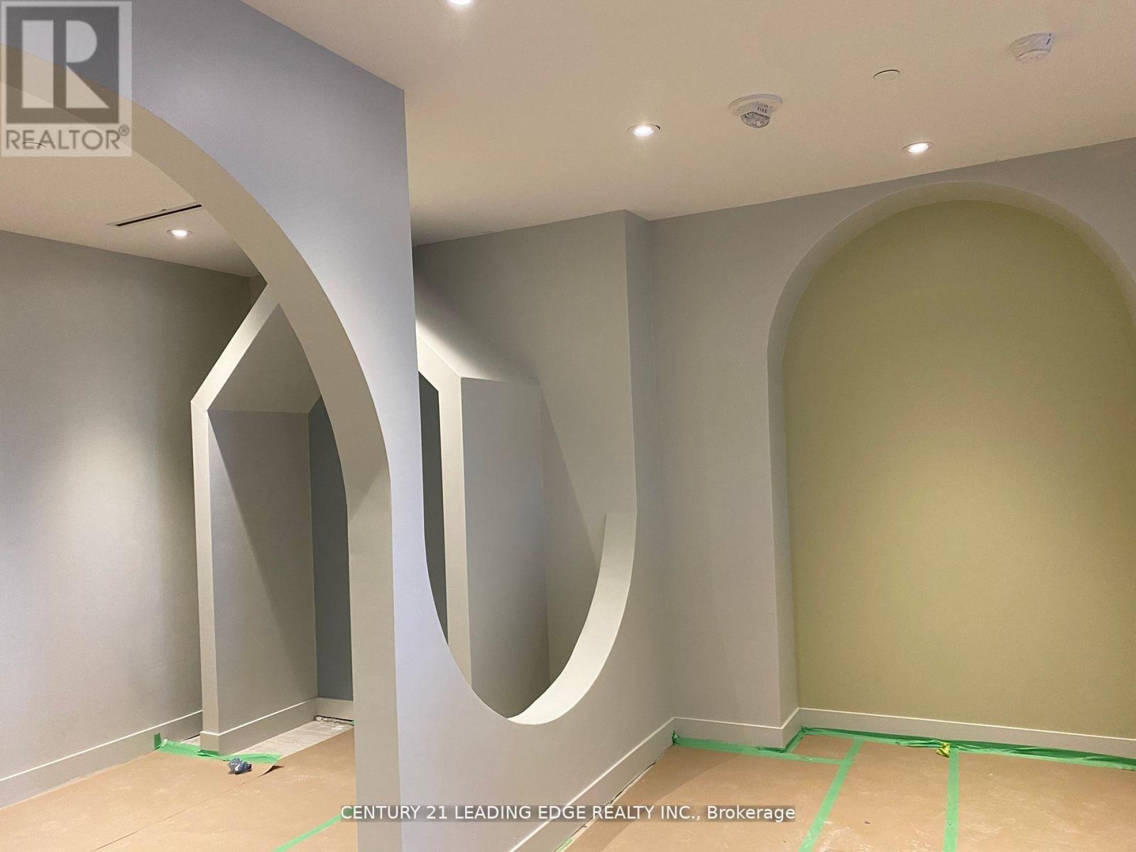 403 - 270 Dufferin Street, Toronto, Ontario  M6K 0H8 - Photo 3 - W12858120