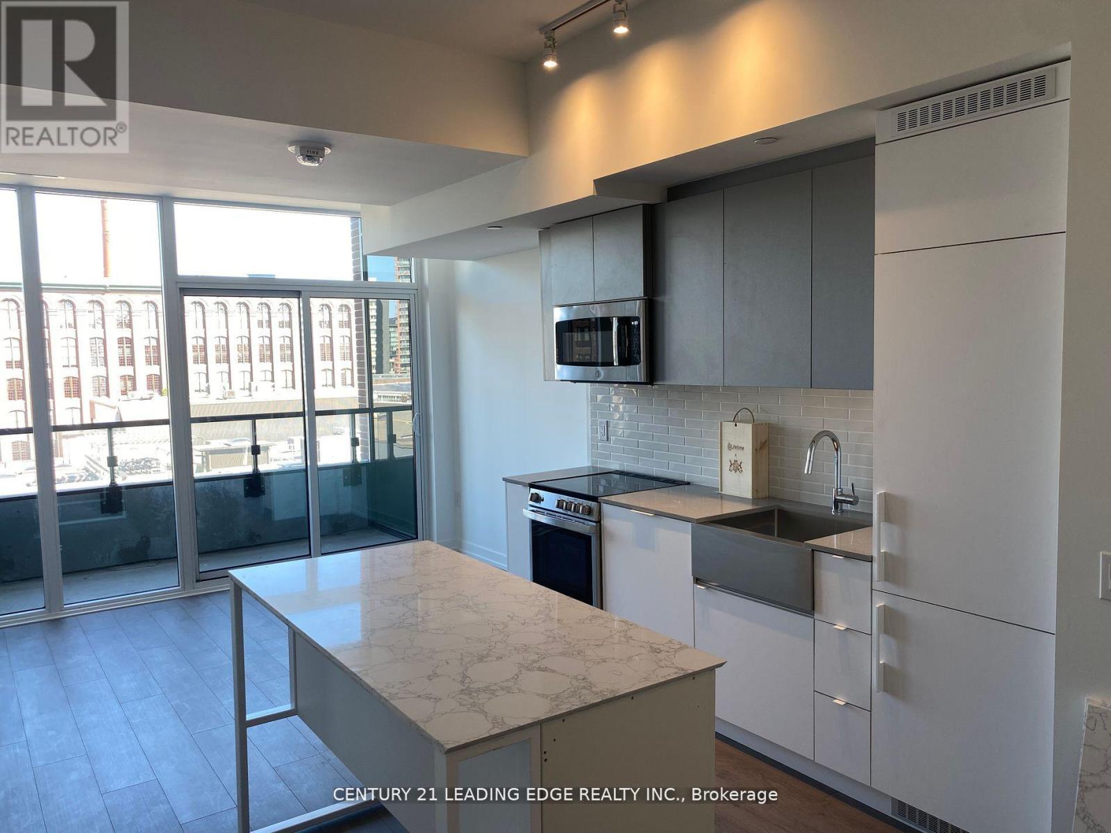 403 - 270 Dufferin Street, Toronto, Ontario  M6K 0H8 - Photo 6 - W12858120