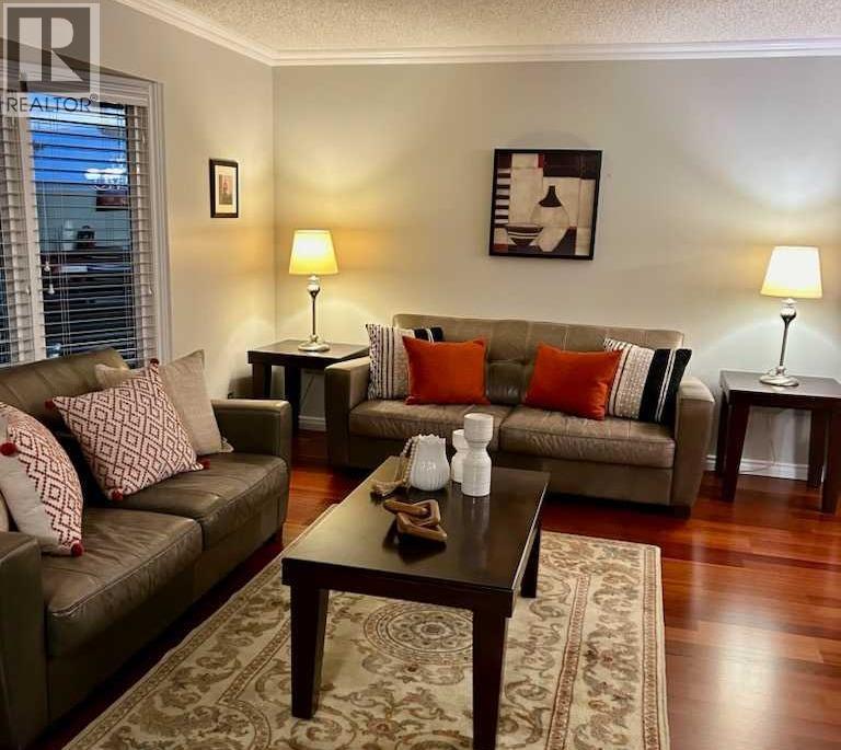 124 Canterbury Drive Sw, Calgary, Alberta  T2W 2G1 - Photo 8 - A2280498