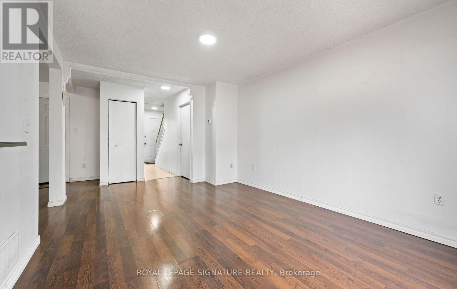 2 - 262 Kenora Avenue, Hamilton, Ontario  L8E 3Y3 - Photo 10 - X12858052