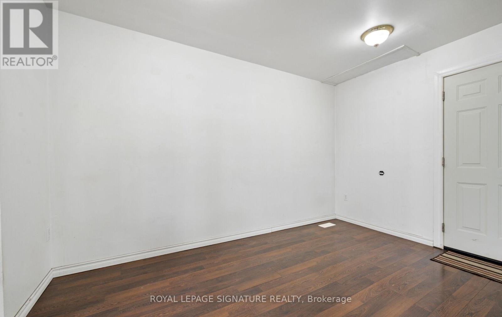 2 - 262 Kenora Avenue, Hamilton, Ontario  L8E 3Y3 - Photo 14 - X12858052