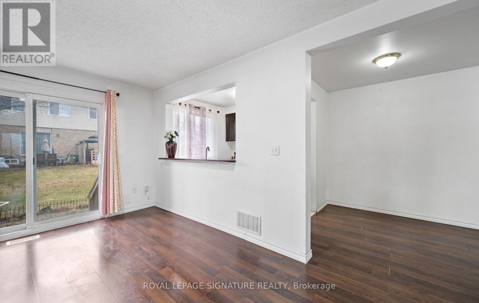 2 - 262 Kenora Avenue, Hamilton, Ontario  L8E 3Y3 - Photo 21 - X12858052