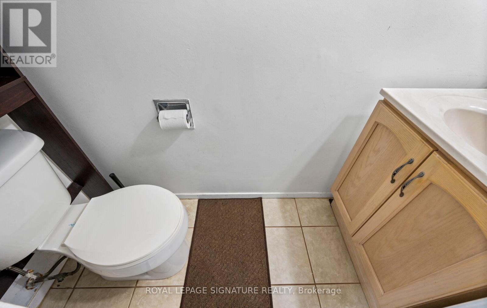 2 - 262 Kenora Avenue, Hamilton, Ontario  L8E 3Y3 - Photo 23 - X12858052