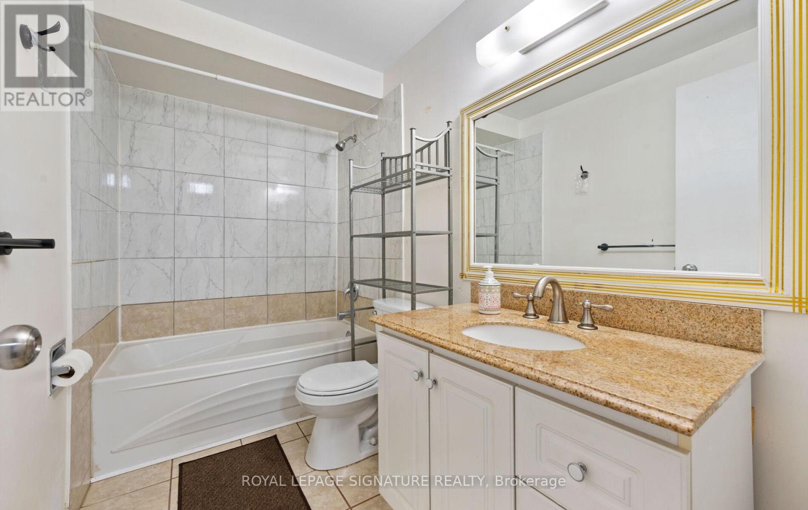 2 - 262 Kenora Avenue, Hamilton, Ontario  L8E 3Y3 - Photo 36 - X12858052