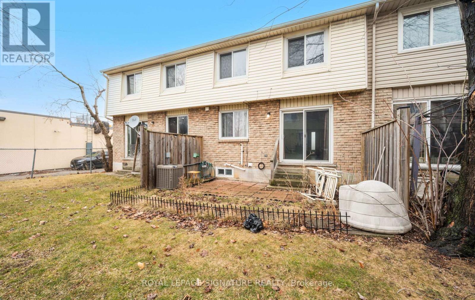 2 - 262 Kenora Avenue, Hamilton, Ontario  L8E 3Y3 - Photo 45 - X12858052