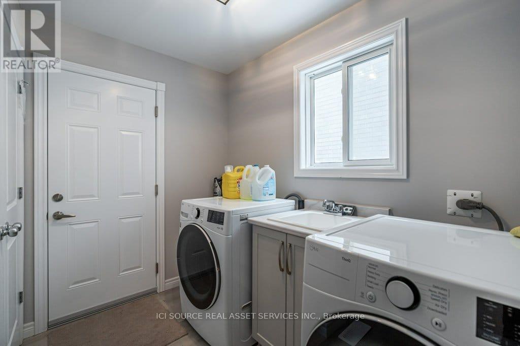 Upper - 505 Clayton Avenue, Peterborough, Ontario  K9K 0H6 - Photo 13 - X12858070