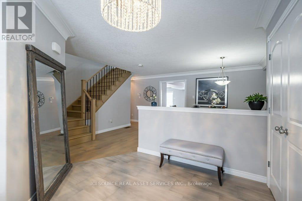 Upper - 505 Clayton Avenue, Peterborough, Ontario  K9K 0H6 - Photo 4 - X12858070