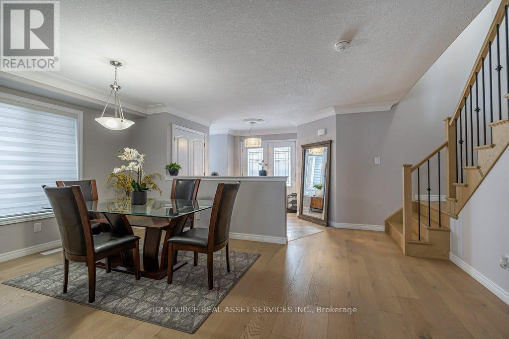 Upper - 505 Clayton Avenue, Peterborough, Ontario  K9K 0H6 - Photo 5 - X12858070