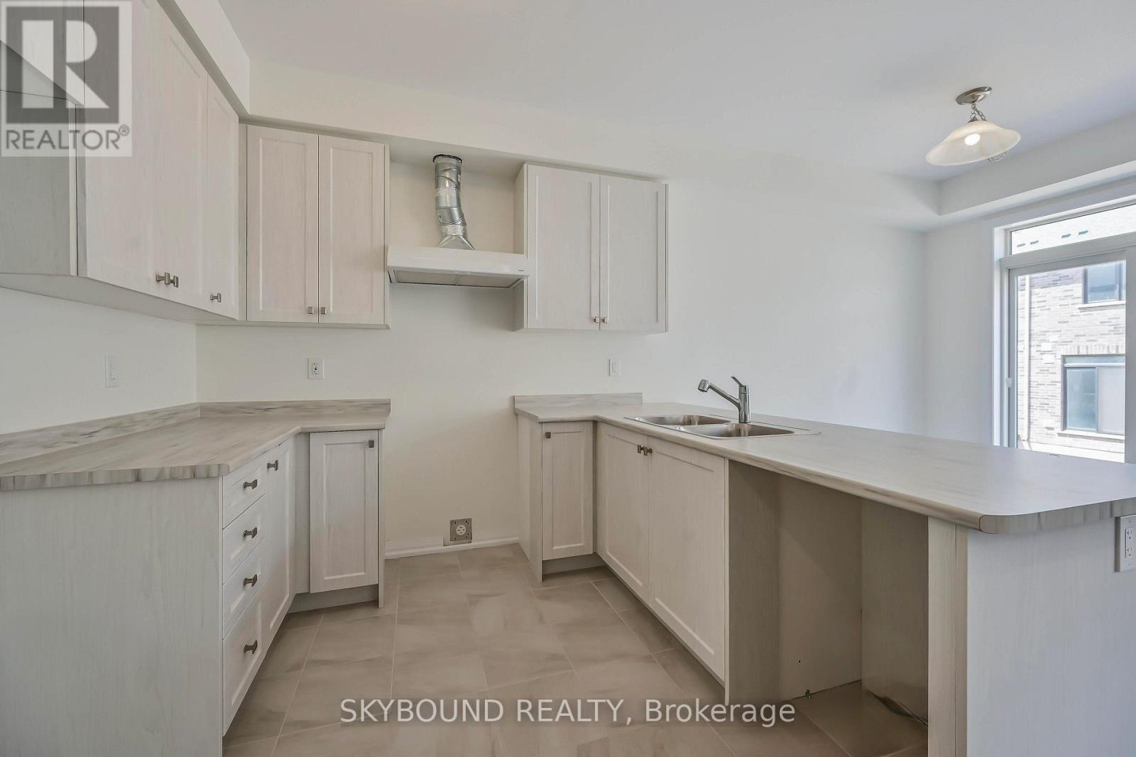 9 Lonsdale Road, Haldimand, Ontario  N3W 0J4 - Photo 9 - X12858076