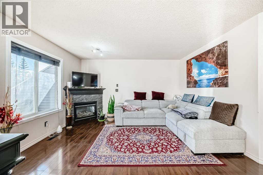 21 Royal Oak Gardens Nw, Calgary, Alberta  T3G 5S5 - Photo 7 - A2287563