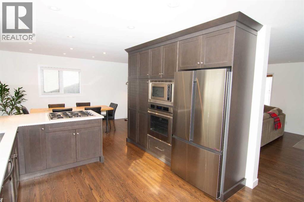 1139 Lake Sylvan Drive Se, Calgary, Alberta  T2J 2P9 - Photo 21 - A2290254