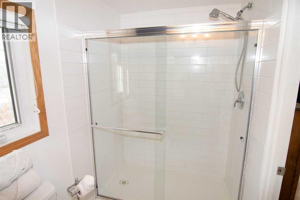 1139 Lake Sylvan Drive Se, Calgary, Alberta  T2J 2P9 - Photo 35 - A2290254