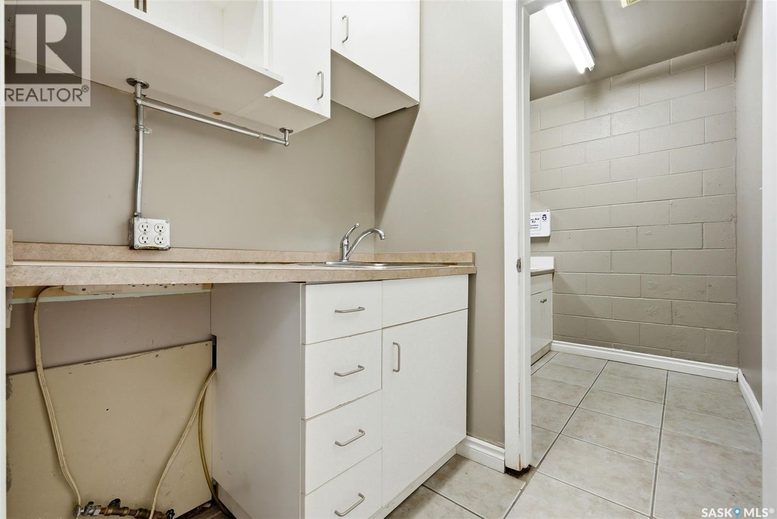 1865 Cameron Street, Regina, Saskatchewan  S4T 2T9 - Photo 11 - SK029675