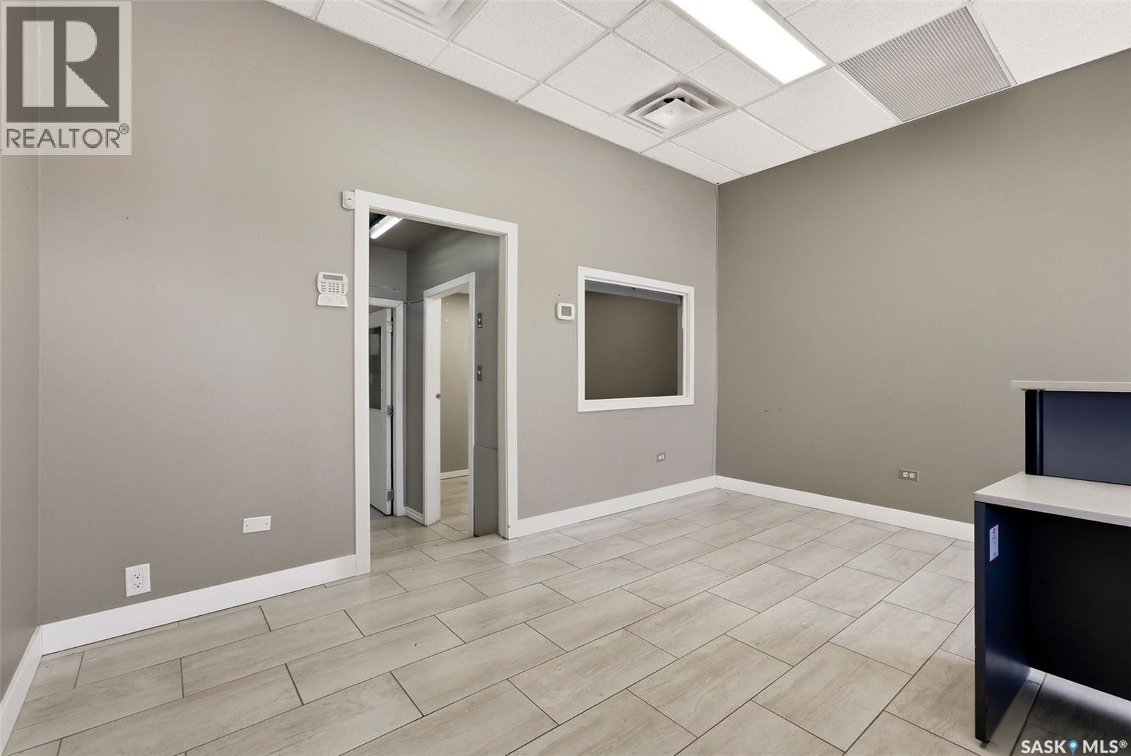 1865 Cameron Street, Regina, Saskatchewan  S4T 2T9 - Photo 6 - SK029675