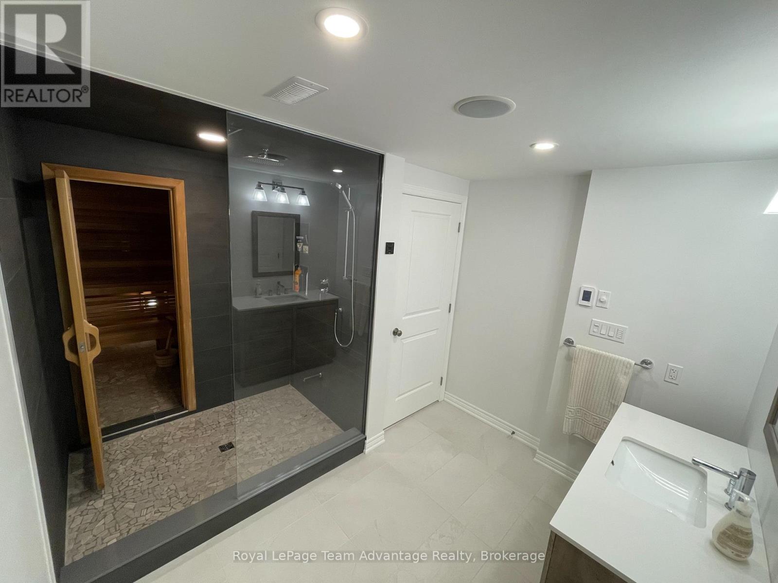 24 Billy Court, Caledon, Ontario  L7C 3X3 - Photo 38 - W12828562