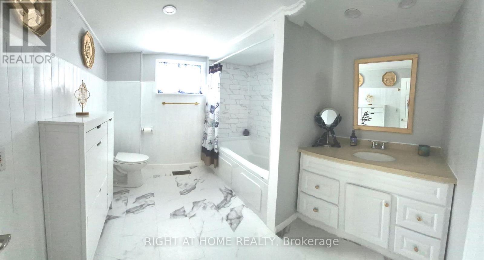 1725 Earl Haid Avenue, Severn, Ontario  L0K 1E0 - Photo 27 - S12855148