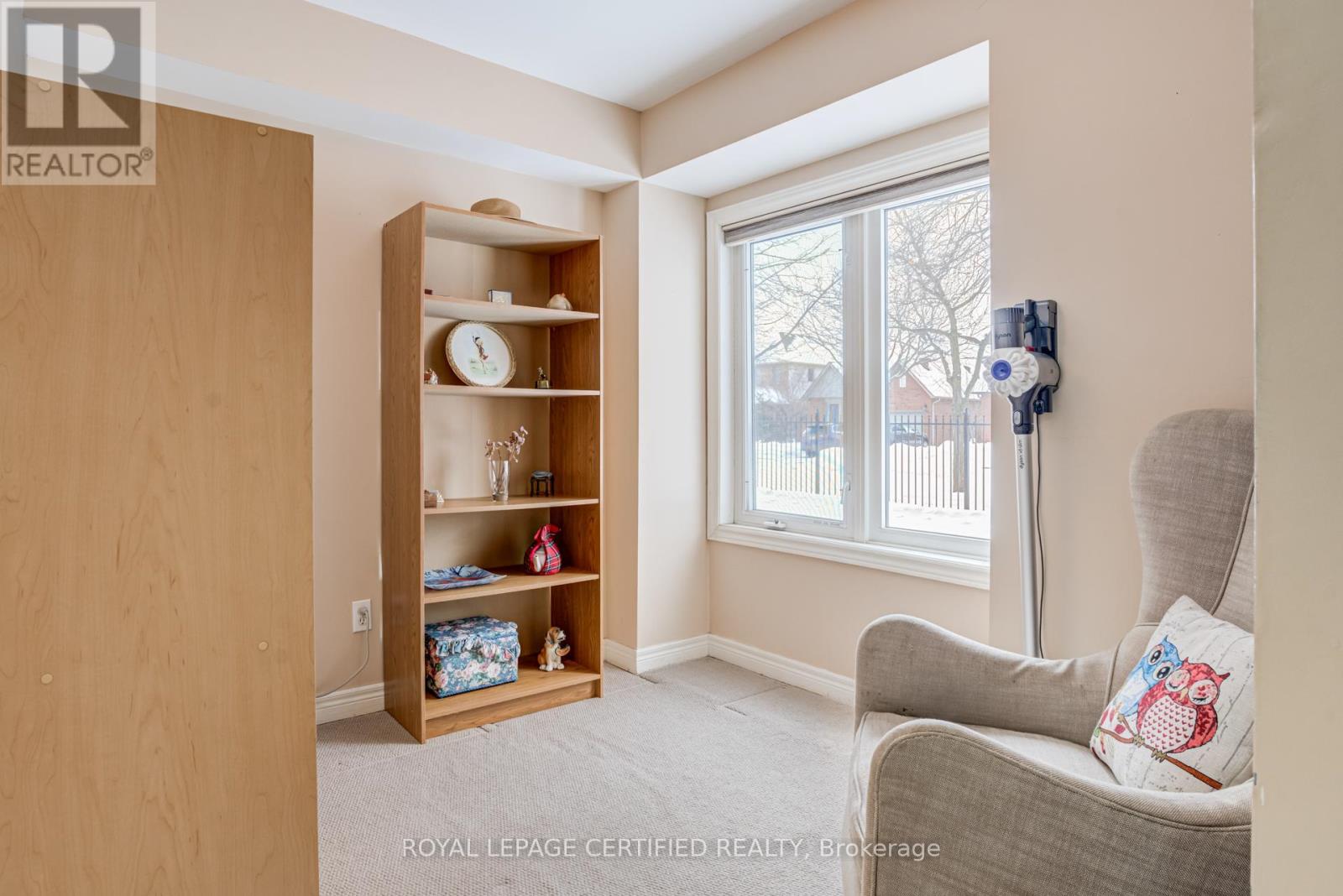 801 - 4140 Foxwood Drive, Burlington, Ontario  L7M 4R4 - Photo 18 - W12852506