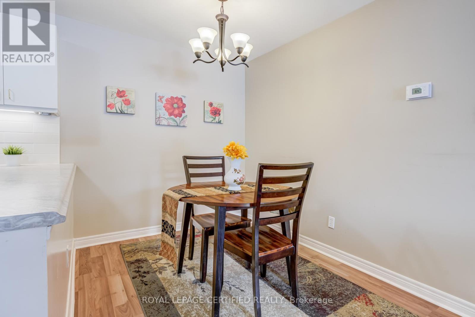 801 - 4140 Foxwood Drive, Burlington, Ontario  L7M 4R4 - Photo 8 - W12852506