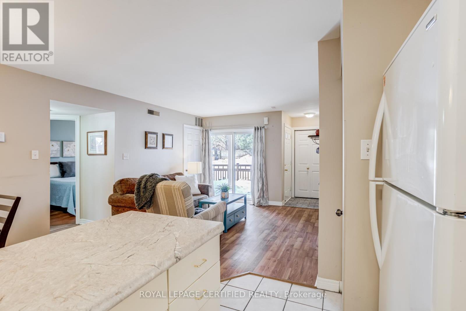 801 - 4140 Foxwood Drive, Burlington, Ontario  L7M 4R4 - Photo 13 - W12852506