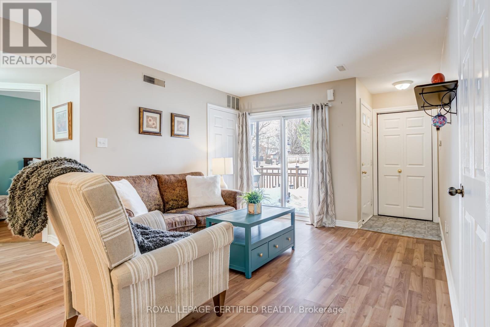 801 - 4140 Foxwood Drive, Burlington, Ontario  L7M 4R4 - Photo 6 - W12852506