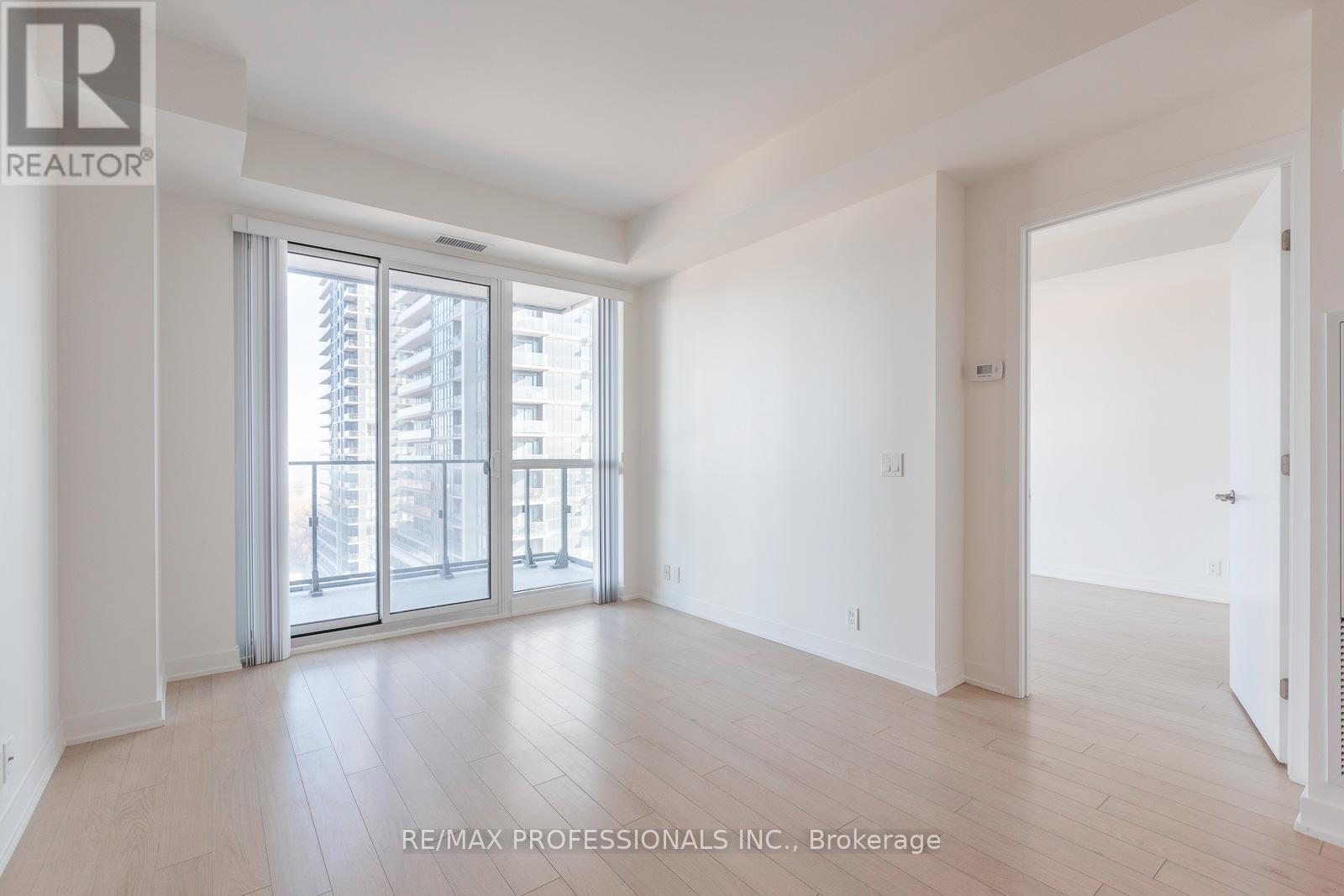 1110 - 10 Park Lawn Road, Toronto, Ontario  M8V 0H9 - Photo 5 - W12857982