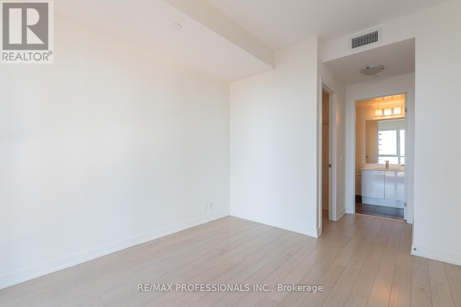 1110 - 10 Park Lawn Road, Toronto, Ontario  M8V 0H9 - Photo 14 - W12857982