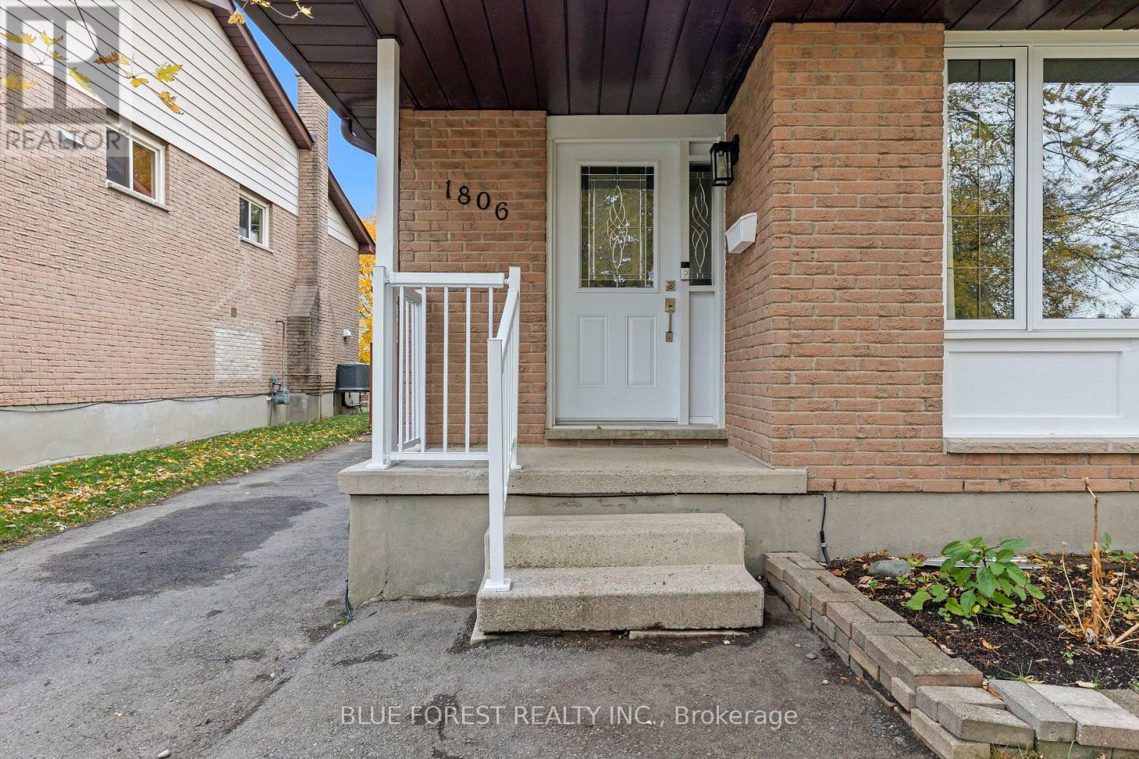 1806 Attawandaron Road, London North, Ontario  N6G 3N1 - Photo 2 - X12858154