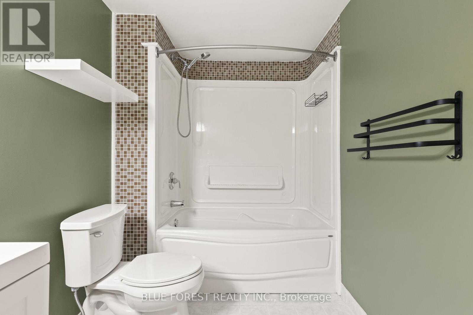 1806 Attawandaron Road, London North, Ontario  N6G 3N1 - Photo 27 - X12858154