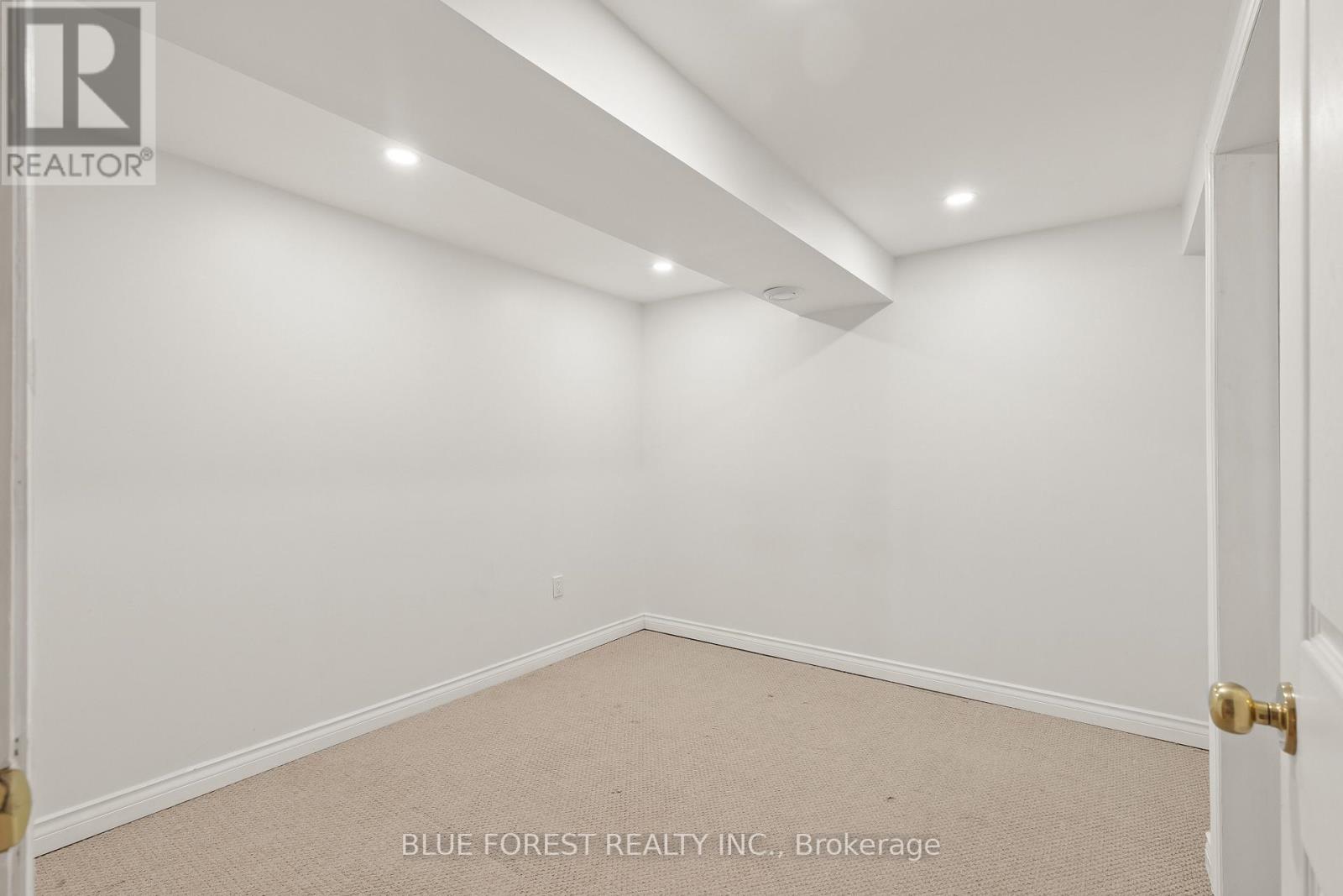 1806 Attawandaron Road, London North, Ontario  N6G 3N1 - Photo 39 - X12858154