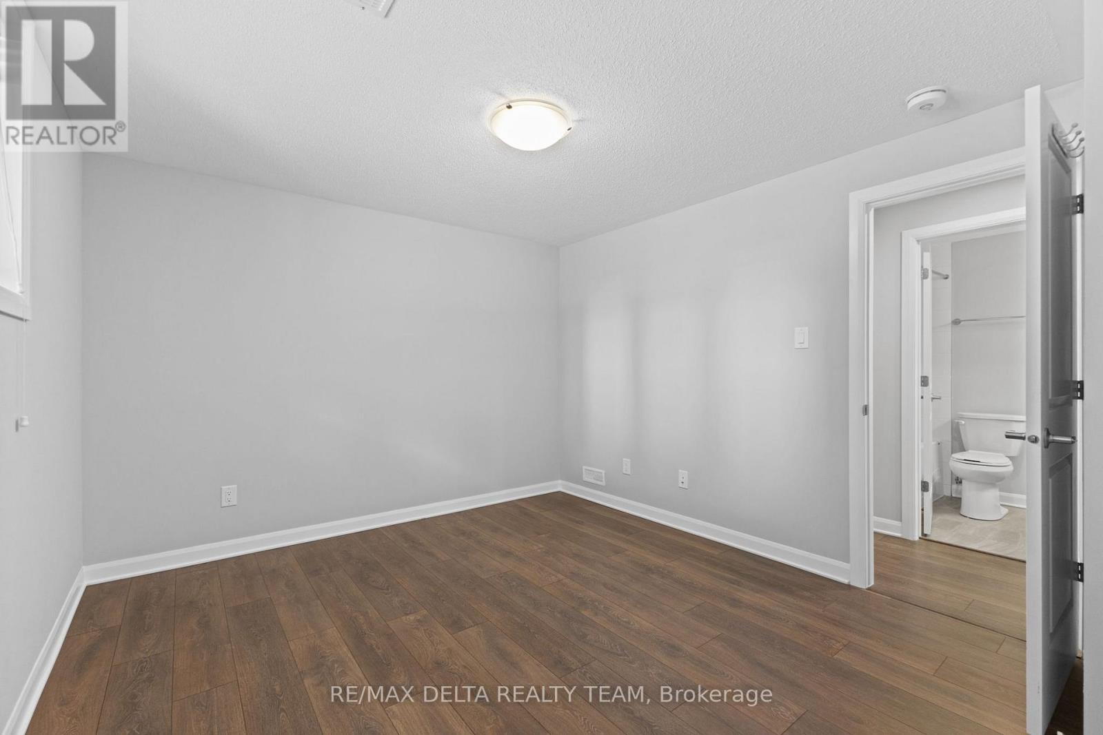 A - 706 Amberwing Private, Ottawa, Ontario  K4A 5H5 - Photo 24 - X12858124