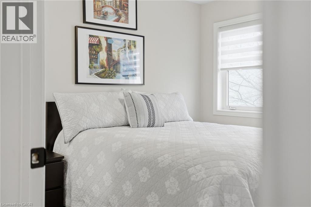 66 Blue Sky Trail, Waterdown, Ontario  L8B 0X6 - Photo 36 - 40810329