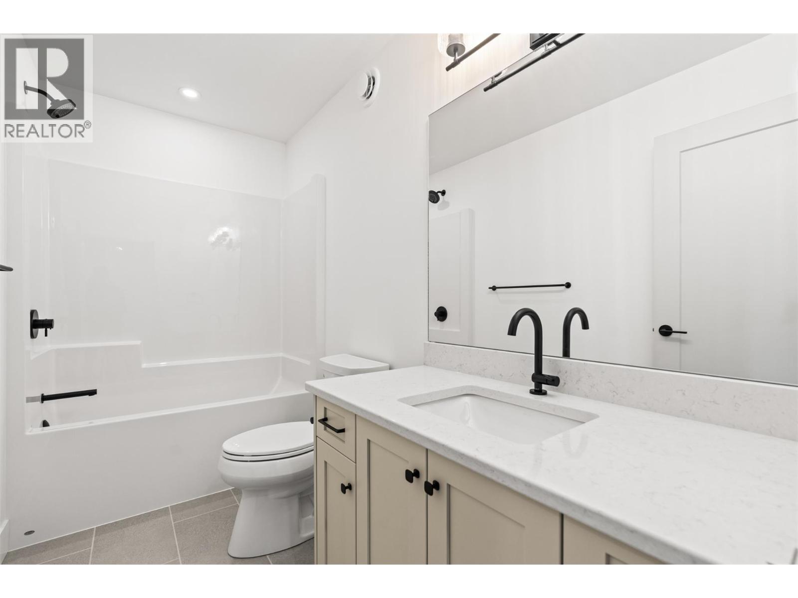 7077 Manning Place, Vernon, British Columbia  V1B 0B6 - Photo 20 - 10375470