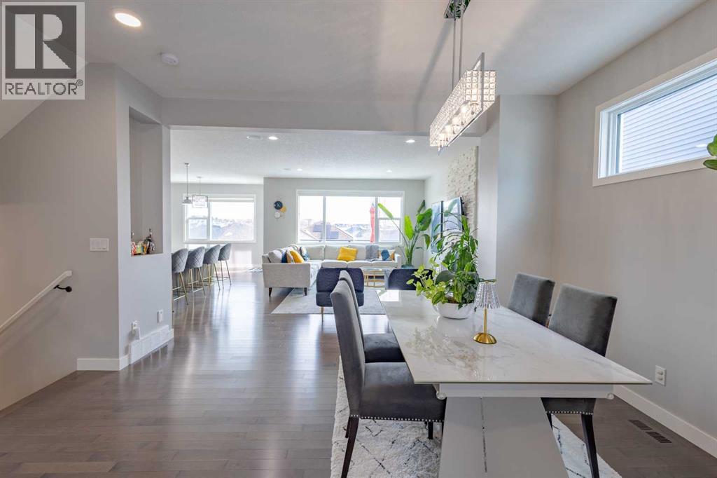 52 Tuscany Valley Grove Nw, Calgary, Alberta  T3L 0E3 - Photo 5 - A2289118