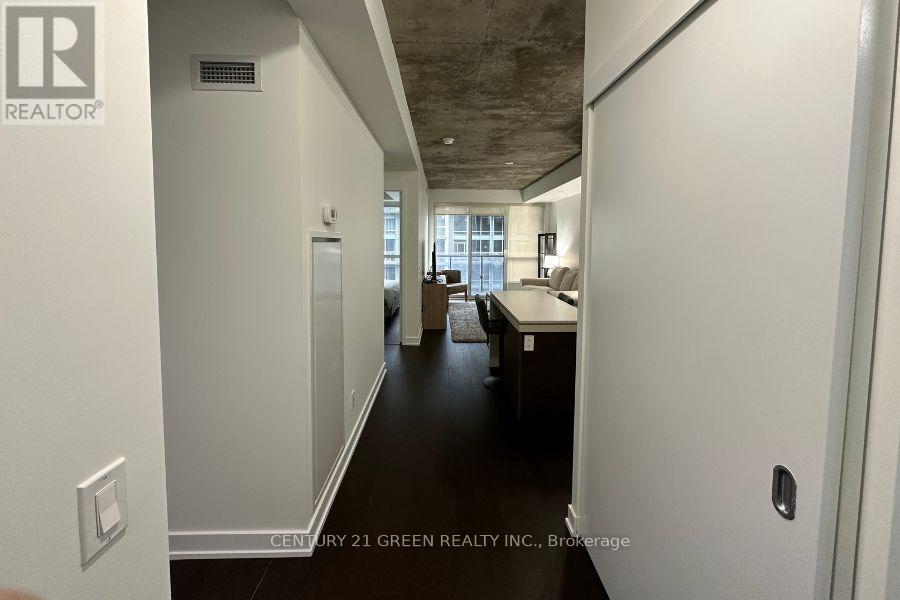 541 - 1030 King Street W, Toronto, Ontario  M6K 0B4 - Photo 2 - C12858136