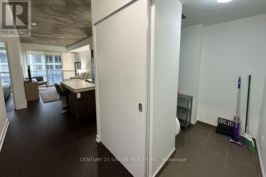 541 - 1030 King Street W, Toronto, Ontario  M6K 0B4 - Photo 7 - C12858136