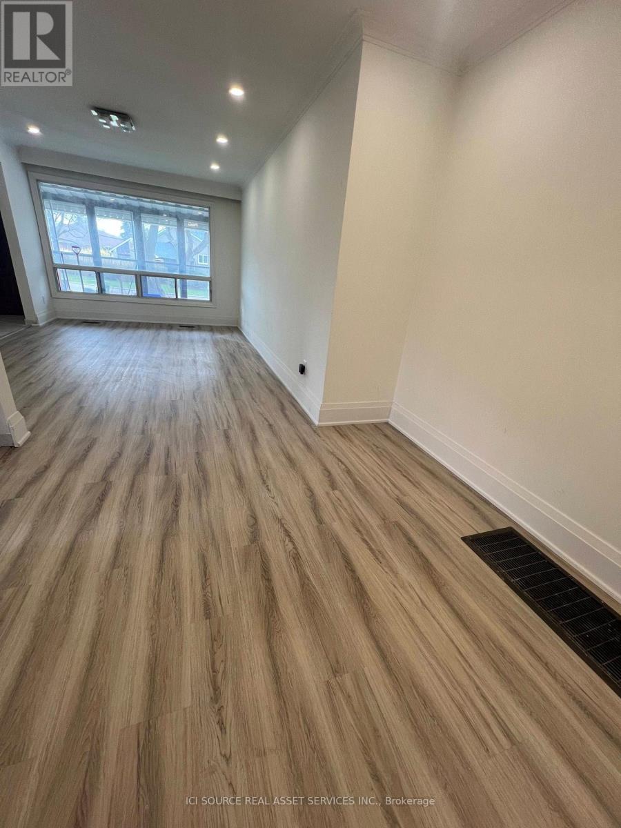 Main Floor - 52 Pinemore Crescent, Toronto, Ontario  M3A 1W6 - Photo 7 - C12858160