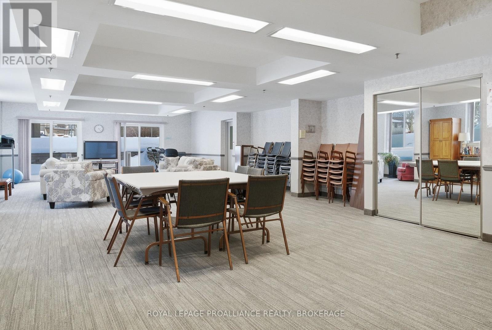 204 - 14 Greenview Drive, Kingston (Central City West), Ontario  K7M 7T5 - Photo 36 - X12803552