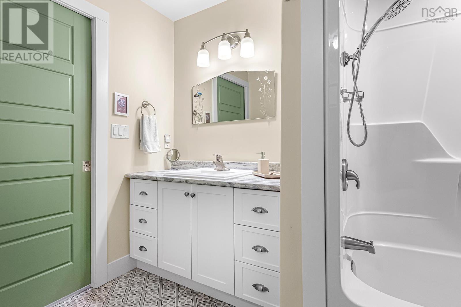 30 Elizabeth Avenue, Garlands Crossing, Nova Scotia  B0N 2T0 - Photo 36 - 202528785