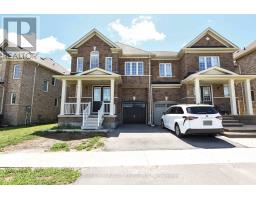 418 ROYAL WEST DRIVE, Brampton, Ontario