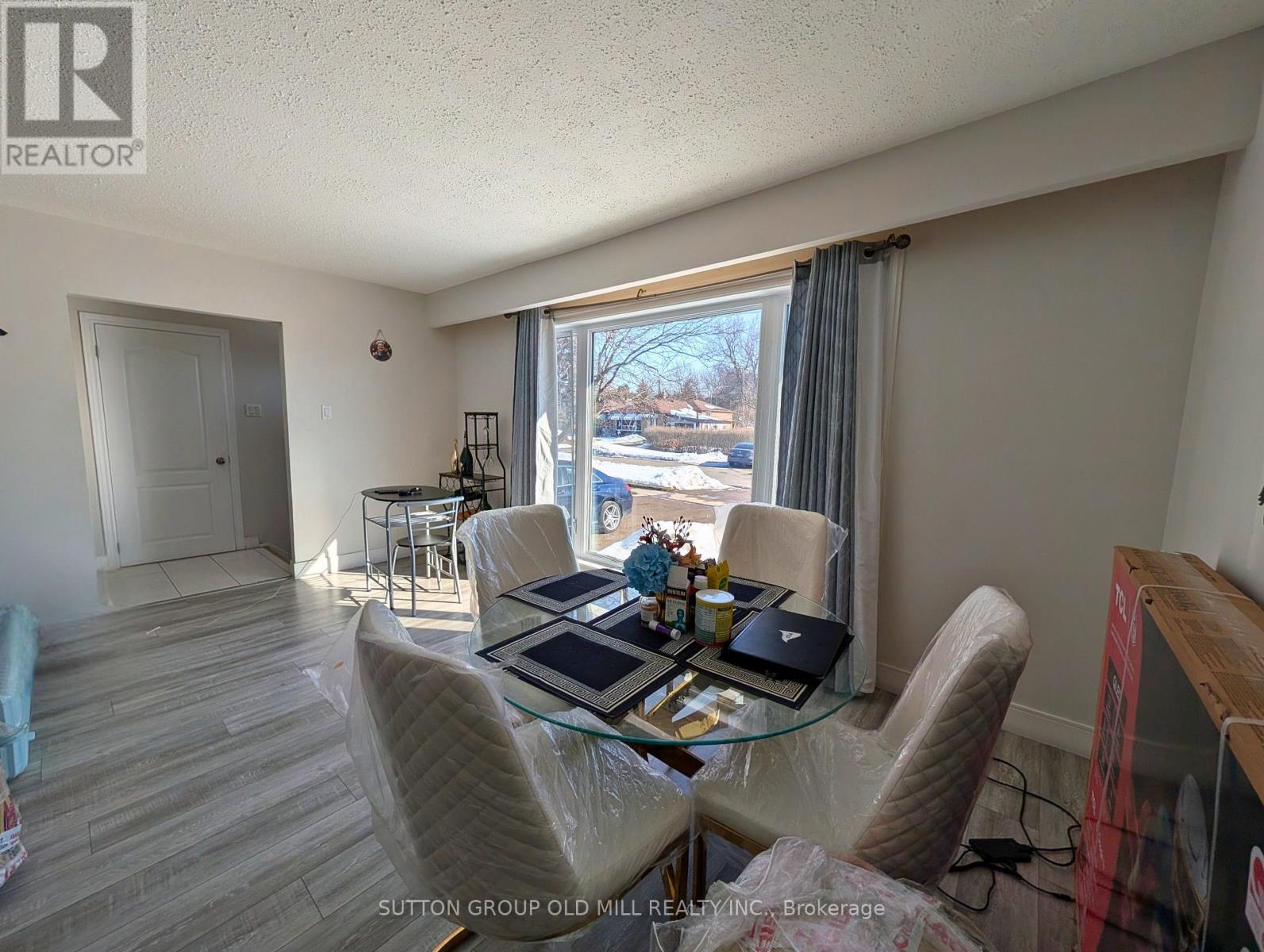 Upper - 19 Ascot Avenue, Brampton, Ontario  L6T 2P3 - Photo 13 - W12858162