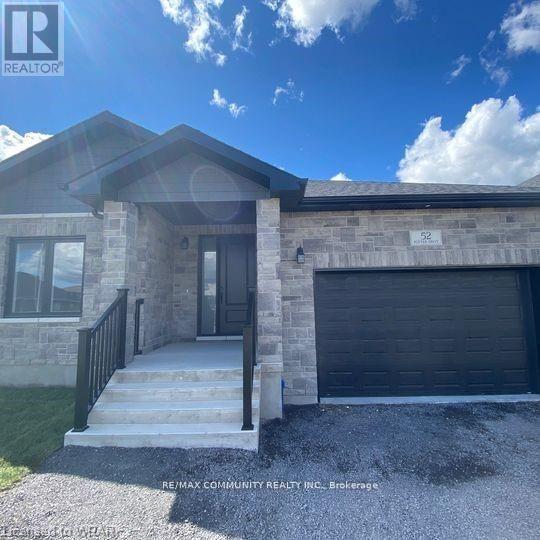 52 POTTER DRIVE, Loyalist, Ontario