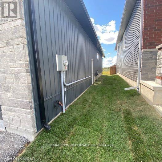 52 Potter Drive, Loyalist, Ontario  K0H 2H0 - Photo 6 - X12858132