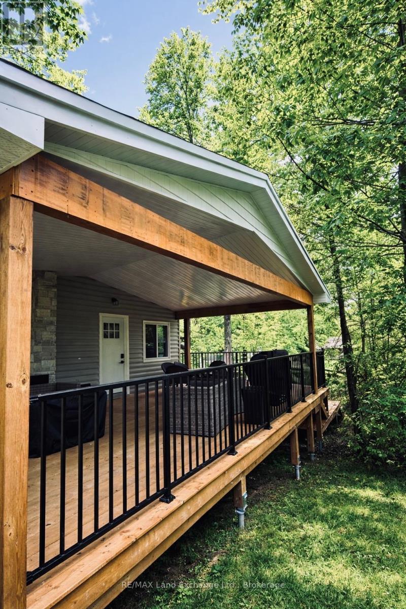 819 Wilson Avenue, Huron-Kinloss, Ontario  N2Z 2X3 - Photo 4 - X12858214