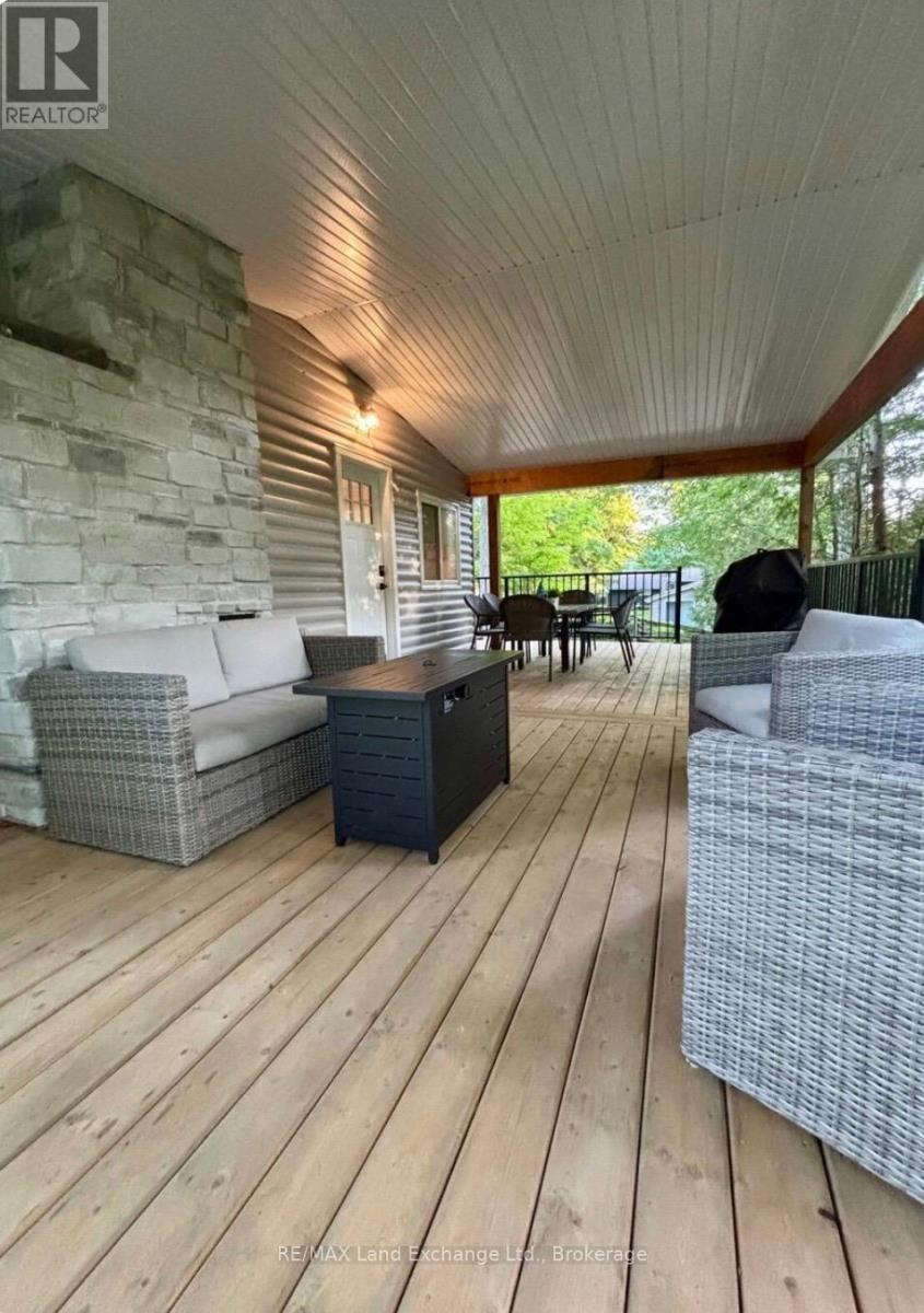 819 Wilson Avenue, Huron-Kinloss, Ontario  N2Z 2X3 - Photo 5 - X12858214