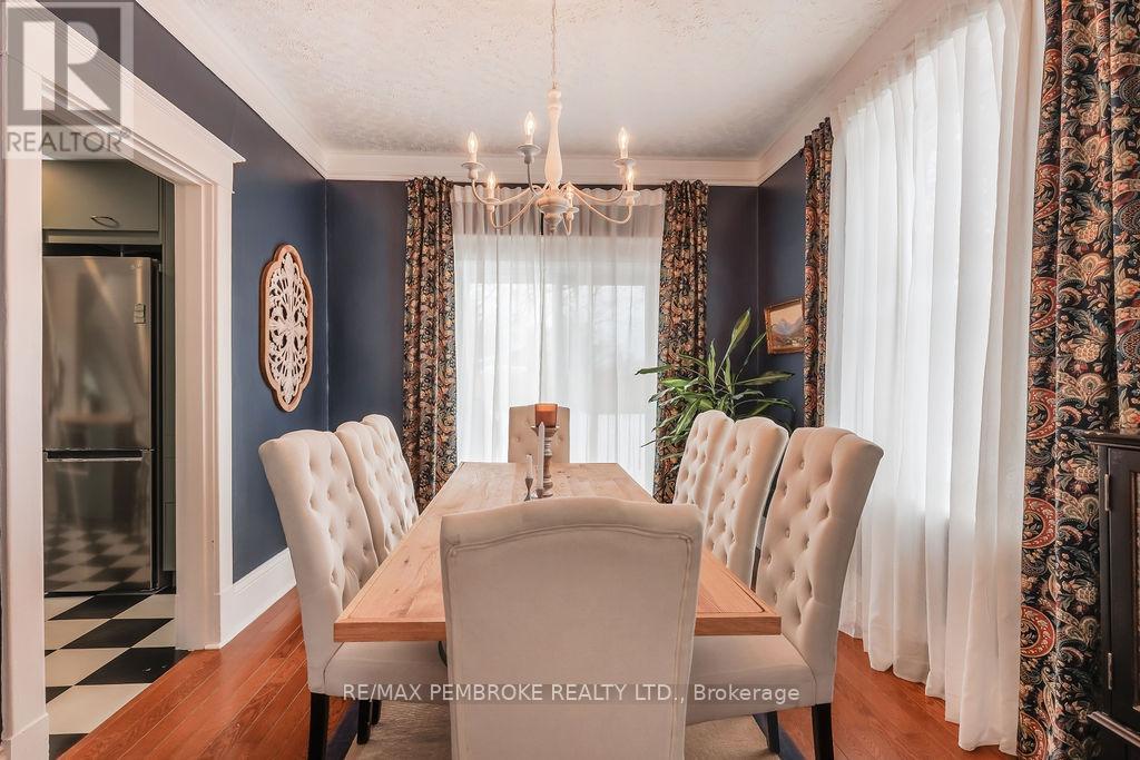 358 Trafalgar Road, Pembroke, Ontario  K8A 5A9 - Photo 13 - X12858164