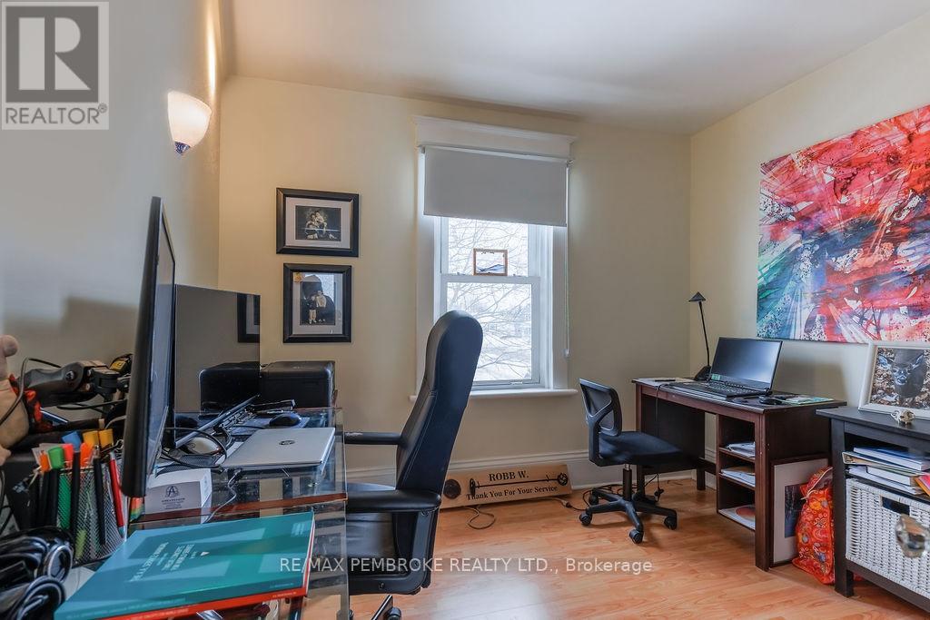 358 Trafalgar Road, Pembroke, Ontario  K8A 5A9 - Photo 26 - X12858164