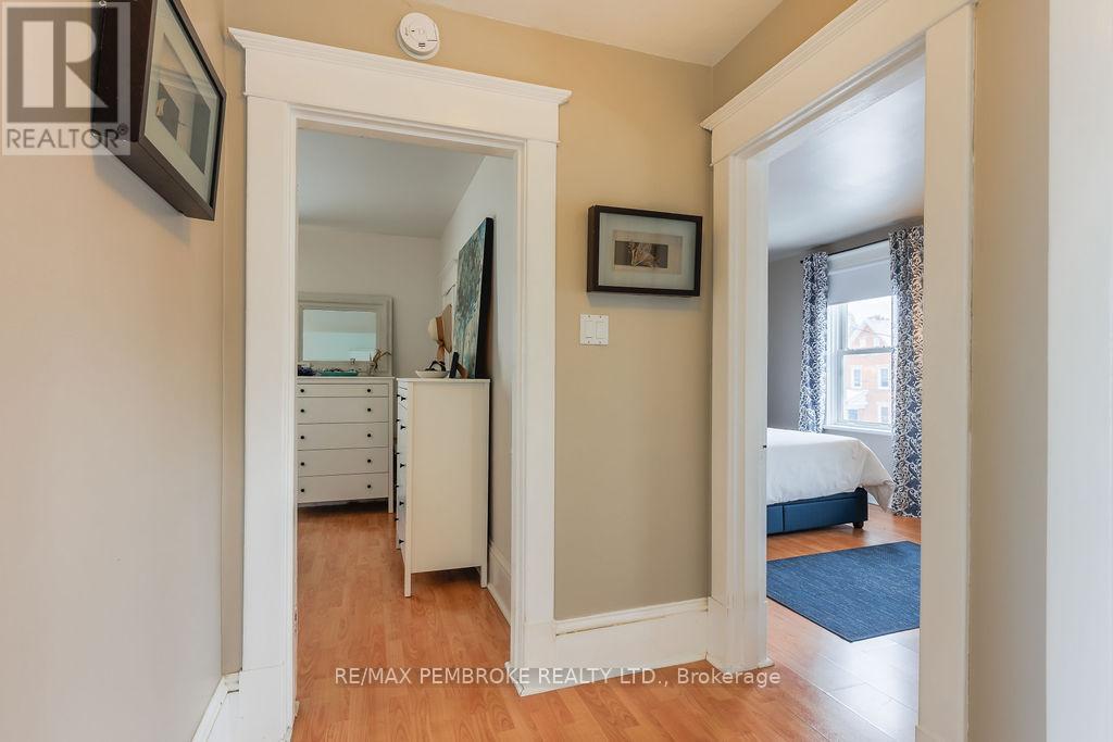 358 Trafalgar Road, Pembroke, Ontario  K8A 5A9 - Photo 32 - X12858164