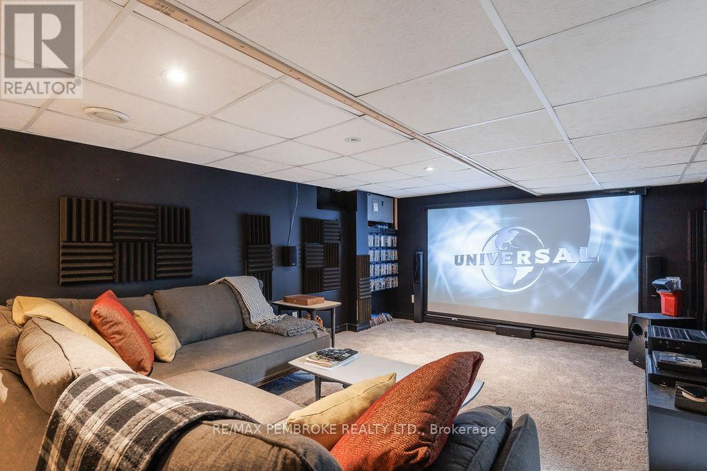 358 Trafalgar Road, Pembroke, Ontario  K8A 5A9 - Photo 33 - X12858164